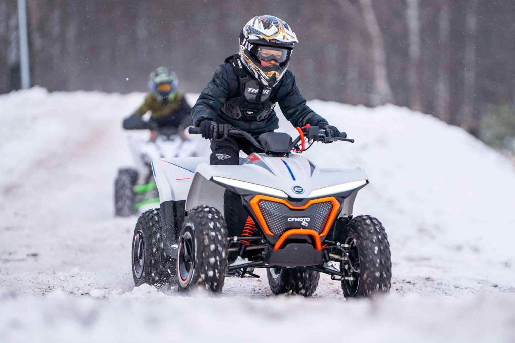 BĒRNU KVADRACIKLS CFORCE EV110 - Image 11