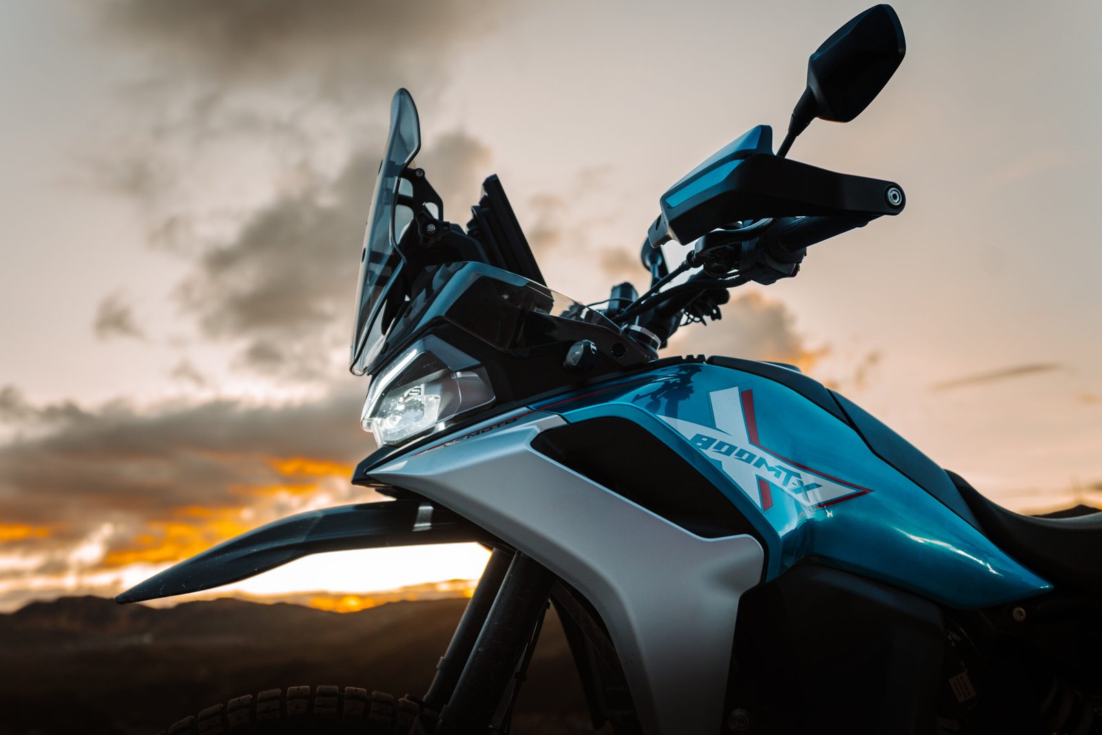 MOTOCIKLS 800 MT - X - Image 8